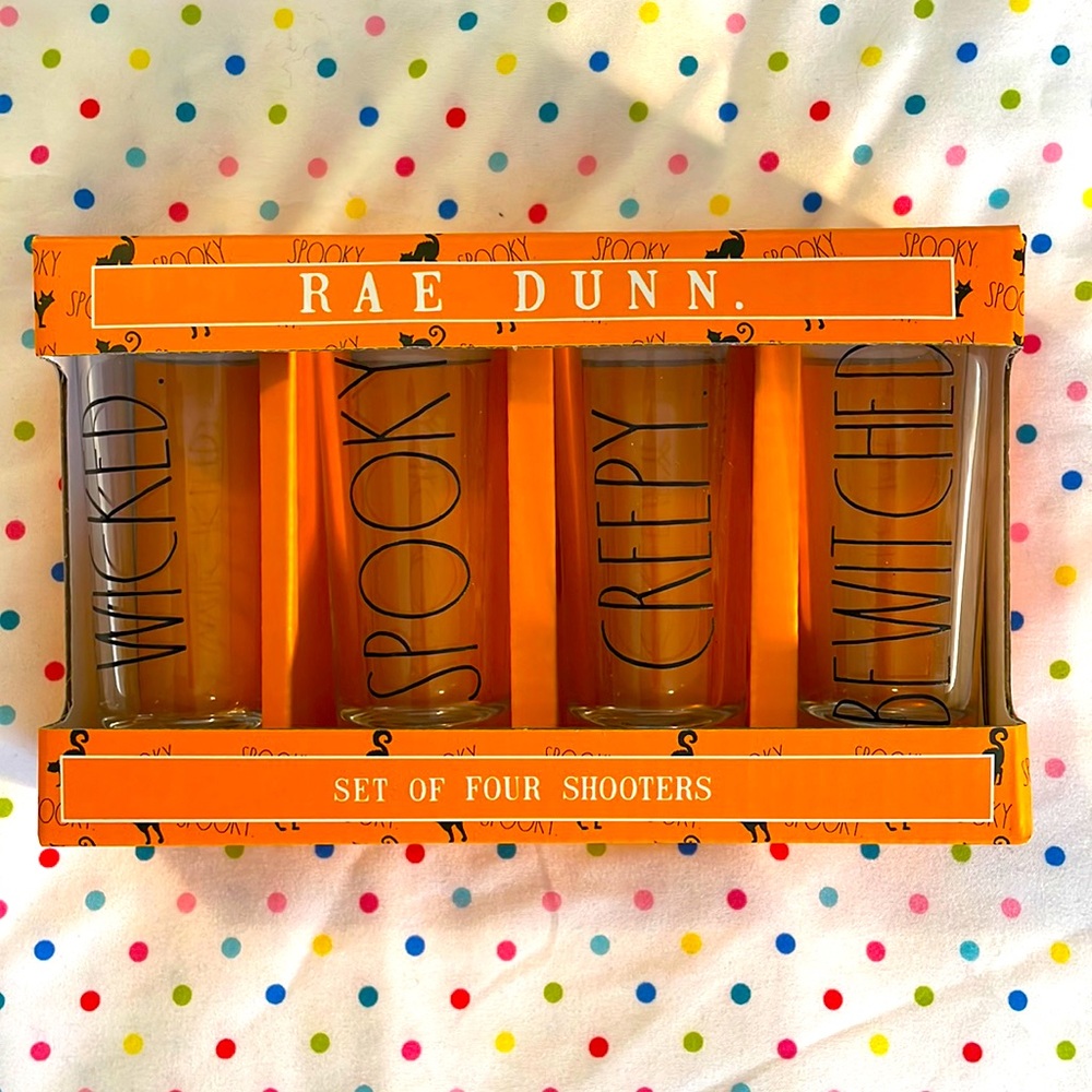 NWT Rae Dunn Halloween shooters